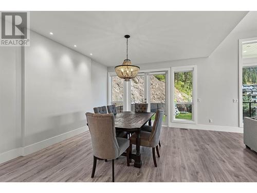 2460 Tallus Heights Drive, West Kelowna, BC - Indoor Photo Showing Dining Room