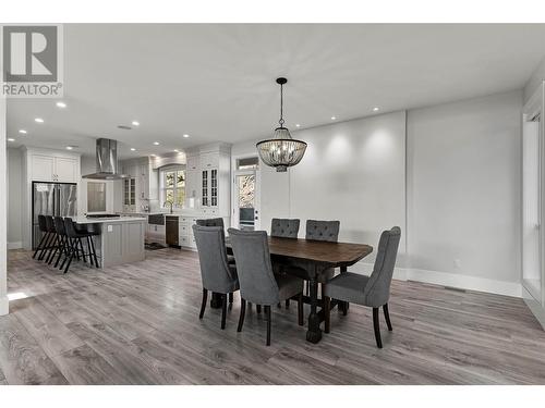 2460 Tallus Heights Drive, West Kelowna, BC - Indoor Photo Showing Dining Room