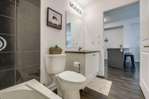 5055 Greenlane Road|Unit #229, Beamsville, ON - Indoor Photo Showing Bathroom