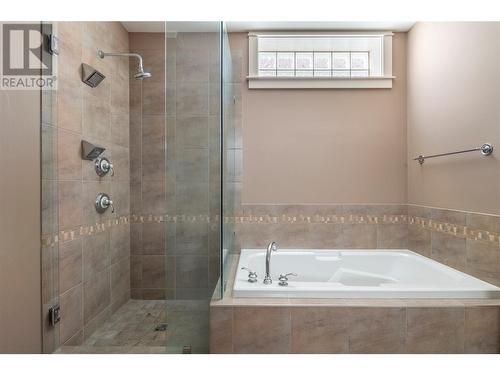 179 Longspoon Drive, Vernon, BC - Indoor Photo Showing Bathroom