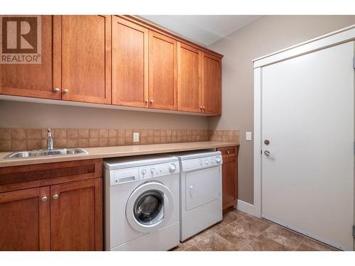 179 Longspoon Drive, Vernon, BC - Indoor Photo Showing Laundry Room
