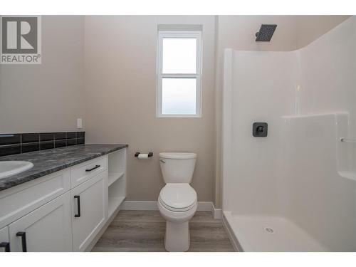 2508 Shuswap Avenue Unit# 17, Lumby, BC - Indoor Photo Showing Bathroom
