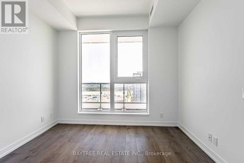 #2005 -950 Portage Pkwy, Vaughan, ON - Indoor Photo Showing Other Room