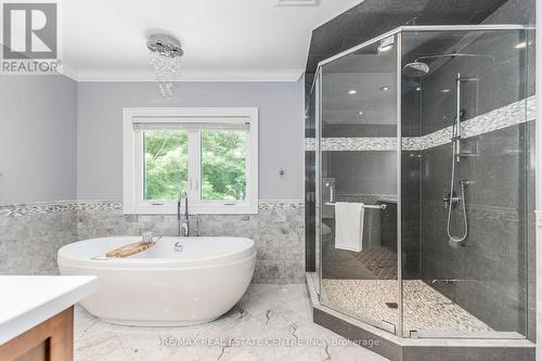 19617 Mountainview Road, Caledon, ON - Indoor Photo Showing Bathroom