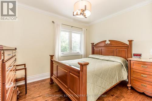 19617 Mountainview Road, Caledon, ON - Indoor Photo Showing Bedroom