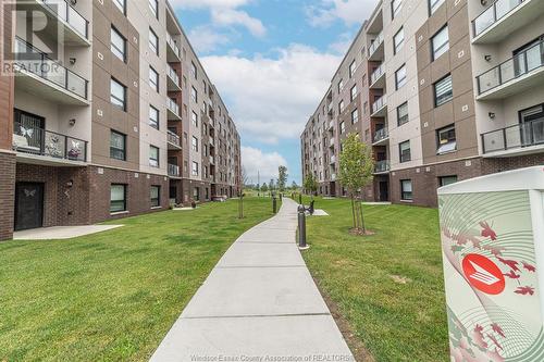 728 Brownstone Drive Unit# 409, Lakeshore, ON - Outdoor With Balcony