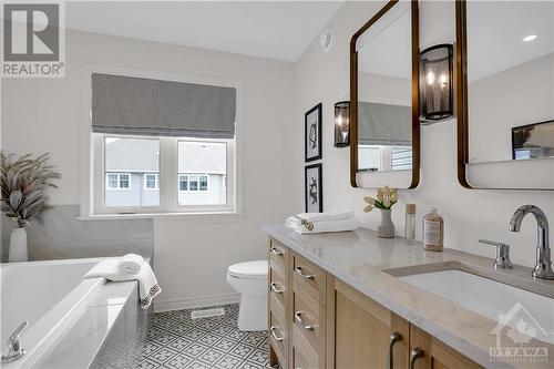 91 Mandevilla Crescent, Ottawa, ON - Indoor Photo Showing Bathroom