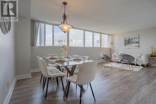 508 - 3700 Kaneff Crescent, Mississauga, ON - Indoor Photo Showing Dining Room