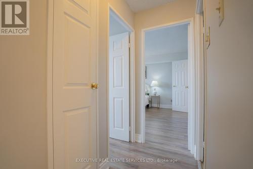 508 - 3700 Kaneff Crescent, Mississauga, ON - Indoor Photo Showing Other Room