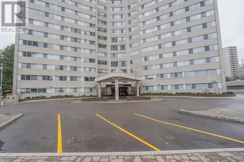 508 - 3700 Kaneff Crescent, Mississauga, ON - Outdoor With Facade
