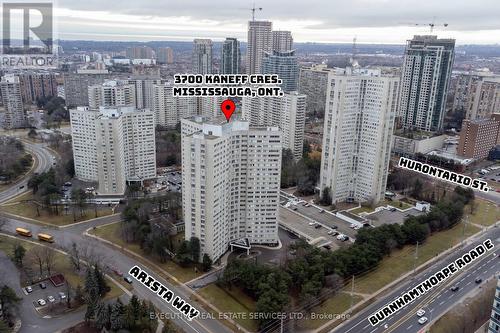 508 - 3700 Kaneff Crescent, Mississauga, ON - Outdoor With View