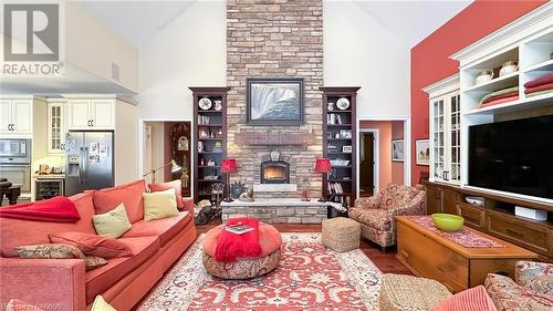 125 Boiler Beach Road, Huron-Kinloss, ON - Indoor Photo Showing Living Room With Fireplace