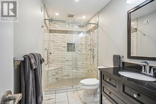110 Patterson Parkway, Georgian Bluffs, ON - Indoor Photo Showing Bathroom