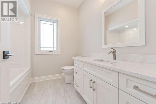 105 Dougs Crescent, Mount Forest, ON - Indoor Photo Showing Bathroom