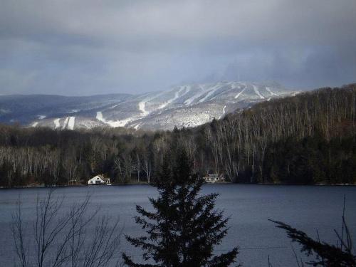 Overall view - 240 Ch. Bréard, Mont-Tremblant, QC - Outdoor With Body Of Water With View