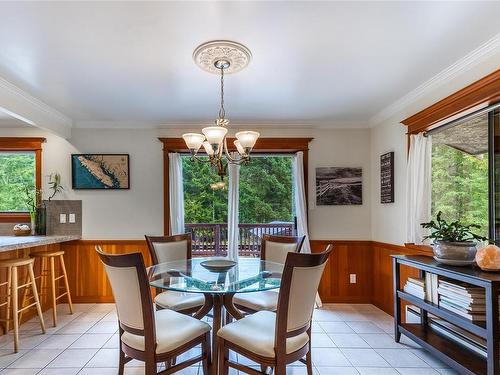 4775 Anderson Ave, Bowser, BC - Indoor Photo Showing Dining Room