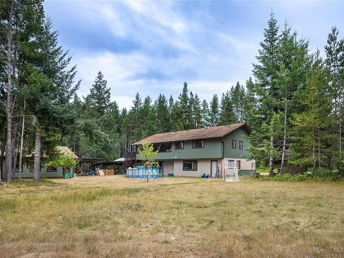 4775 Anderson Ave, Bowser, BC - Outdoor