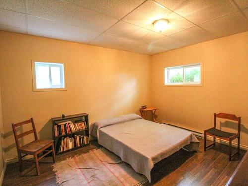 Chambre Ã Â coucher - 211 Rue Landry, New Richmond, QC - Indoor Photo Showing Bedroom