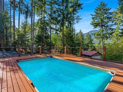 3829 Winget Pl, Chemainus, BC - Outdoor With In Ground Pool With Deck Patio Veranda With Backyard
