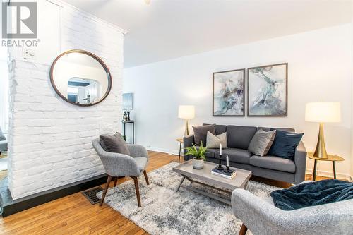 73 Queens Road, St. John'S, NL - Indoor Photo Showing Living Room