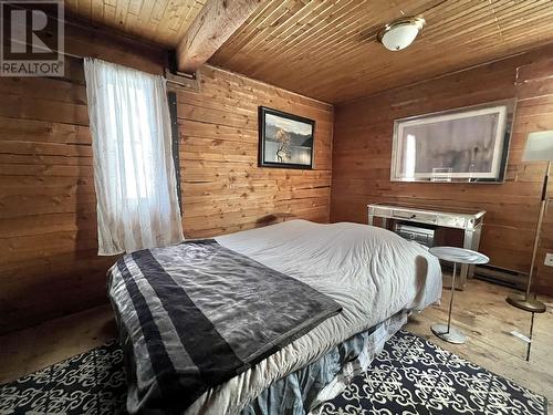 9990 Kishkan Road, Quesnel, BC - Indoor Photo Showing Bedroom