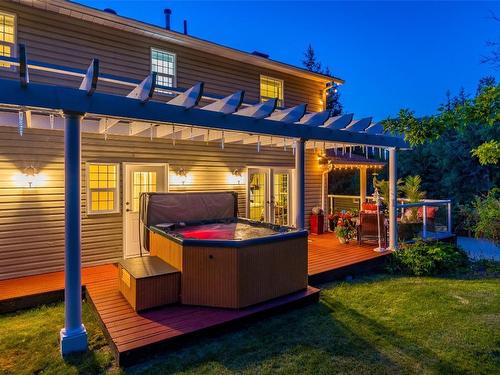 8765 Forsberg Road, Vernon, BC - Outdoor With Deck Patio Veranda