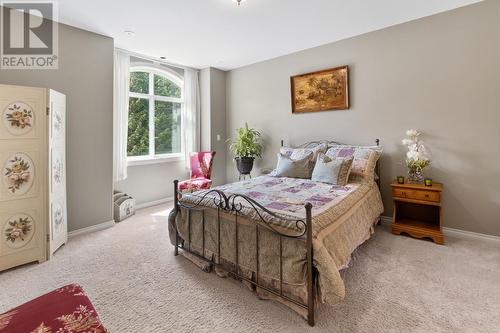 1480 Nighthawk  Drive, Castlegar, BC - Indoor Photo Showing Bedroom