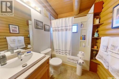 2122 100A Street, Tisdale, SK - Indoor Photo Showing Bathroom