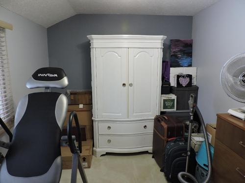 356 Marguerite Avenue, Greenwood, BC - Indoor Photo Showing Bedroom