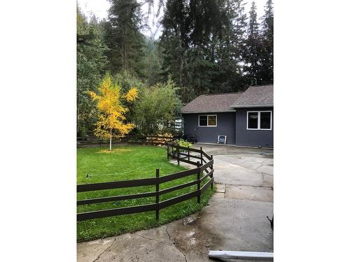 356 Marguerite Avenue, Greenwood, BC - Outdoor With Deck Patio Veranda