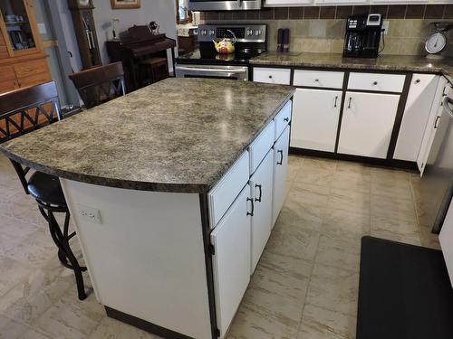 356 Marguerite Avenue, Greenwood, BC - Indoor Photo Showing Kitchen