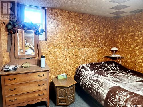 1977 14Th Street W, Prince Albert, SK - Indoor Photo Showing Bedroom
