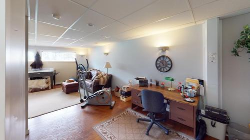 3000 Balmer Drive, Elkford, BC - Indoor Photo Showing Office