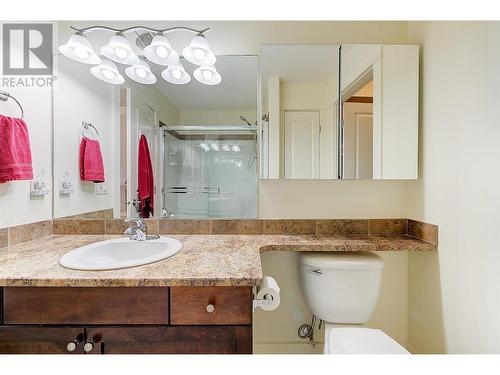2551 Shoreline Drive Unit# 108, Lake Country, BC - Indoor Photo Showing Bathroom