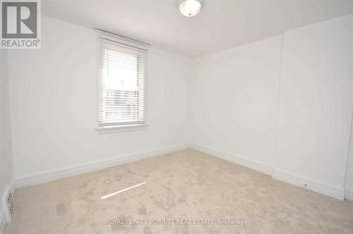 24 Ash Cres, Toronto, ON - Indoor Photo Showing Other Room