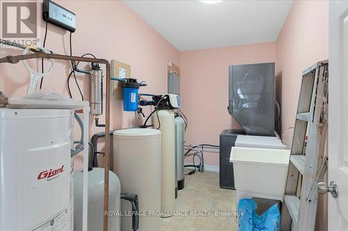 541G South Shore Rd, Greater Napanee, ON - Indoor Photo Showing Laundry Room