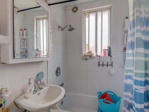 Bathroom - 784  - 786 Rue Albert, Laval (Chomedey), QC - Indoor Photo Showing Bathroom