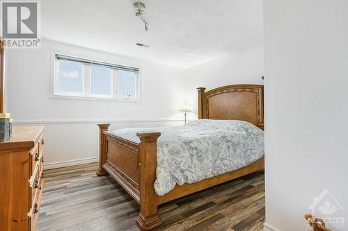 4028 Vaughan Side Road, Carp, ON - Indoor Photo Showing Bedroom