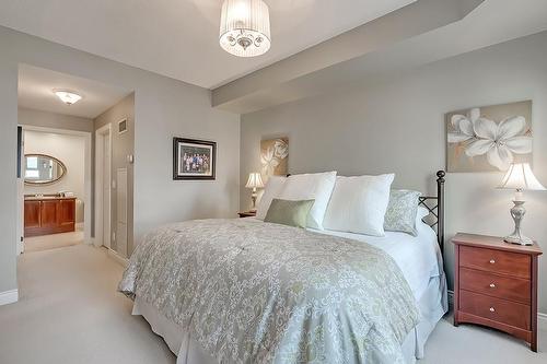 399 Elizabeth Street|Unit #411, Burlington, ON - Indoor Photo Showing Bedroom