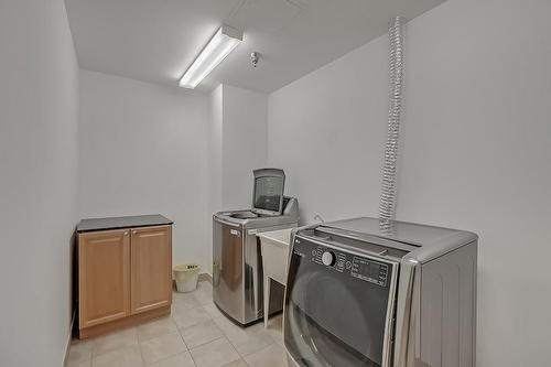 399 Elizabeth Street|Unit #411, Burlington, ON - Indoor Photo Showing Laundry Room