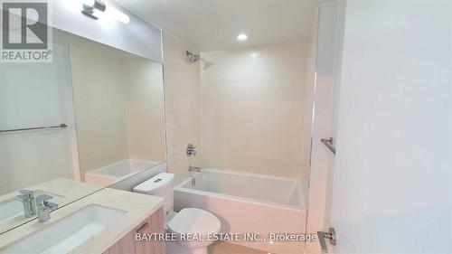 3602 - 290 Adelaide Street W, Toronto, ON - Indoor Photo Showing Bathroom