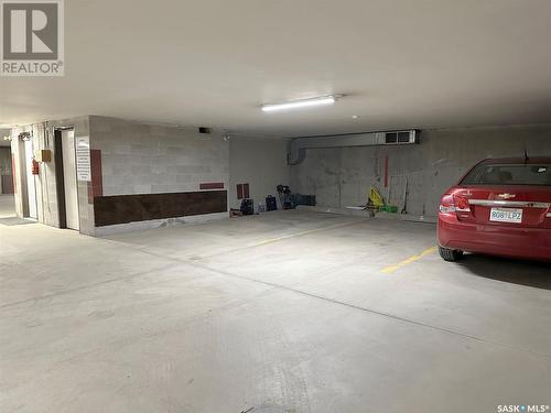 202 250 Athabasca Street E, Moose Jaw, SK - Indoor Photo Showing Garage