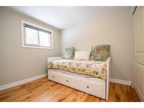 2021 Pigeon Lake Rd, Kawartha Lakes, ON - Indoor Photo Showing Bedroom