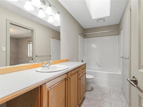 1276 Alberni Hwy, Errington, BC - Indoor Photo Showing Bathroom