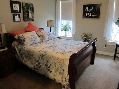 1524 Cowan Way, Merritt, BC - Indoor Photo Showing Bedroom