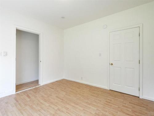 730 Snowdrop Ave, Saanich, BC - Indoor Photo Showing Other Room