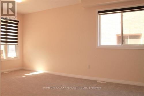 39 Carew Blvd, Kawartha Lakes, ON - Indoor Photo Showing Other Room