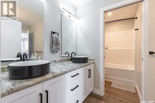 720 6Th Street, Humboldt, SK - Indoor Photo Showing Bathroom