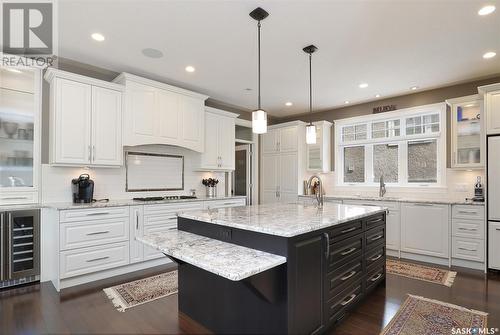 2727 Mccallum Avenue, Regina, SK - Indoor Photo Showing Kitchen With Upgraded Kitchen