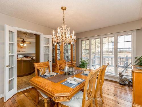 2100 Davis Dr W, King, ON - Indoor Photo Showing Dining Room